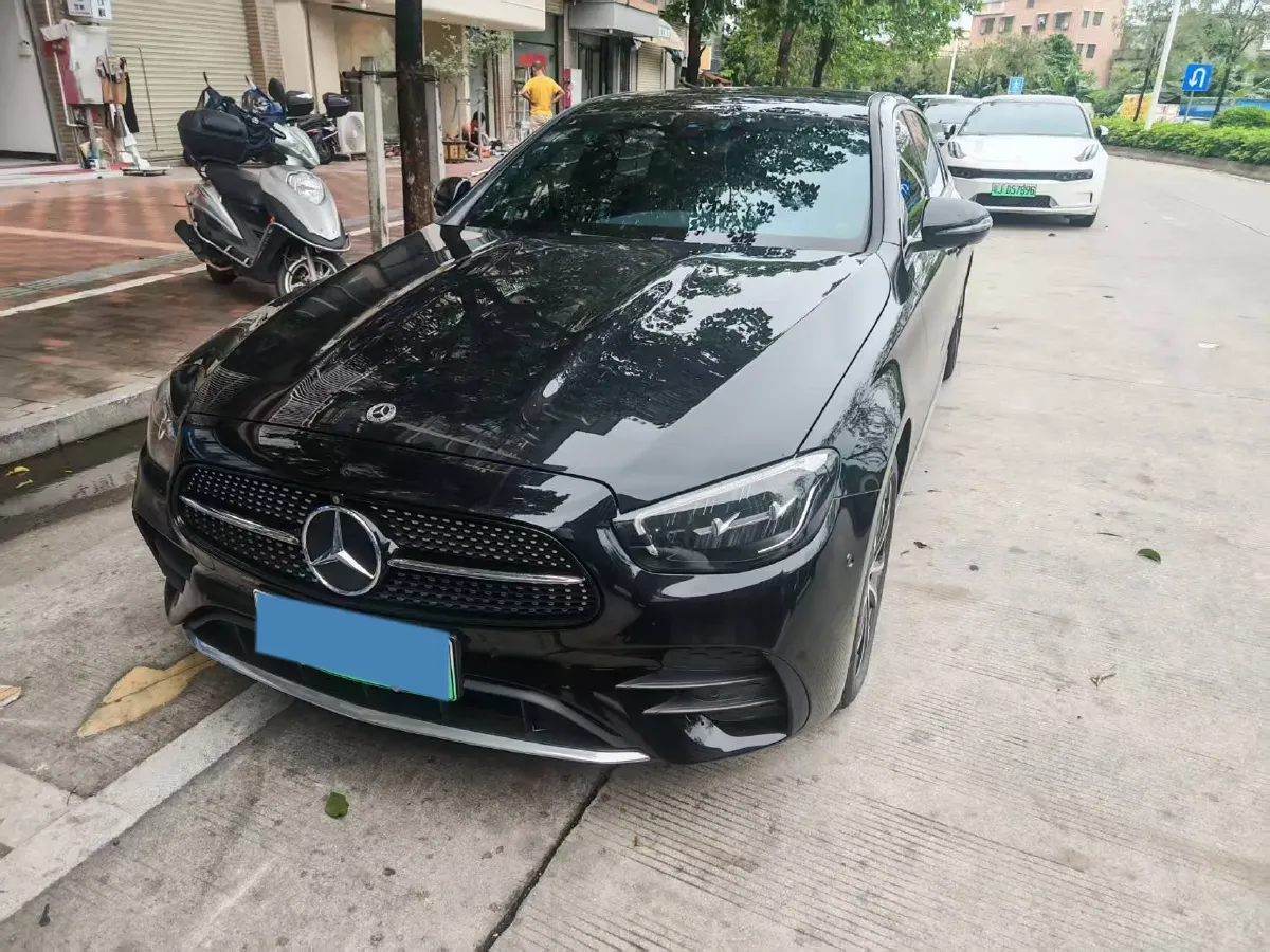 2022 Mercedes-Benz E Class 2.0T 211HP L4 9AT PHEV 25.4KWH,autocango,china used car exporter,china ev exporter,chinese used car exporter,chinese used ev exporter