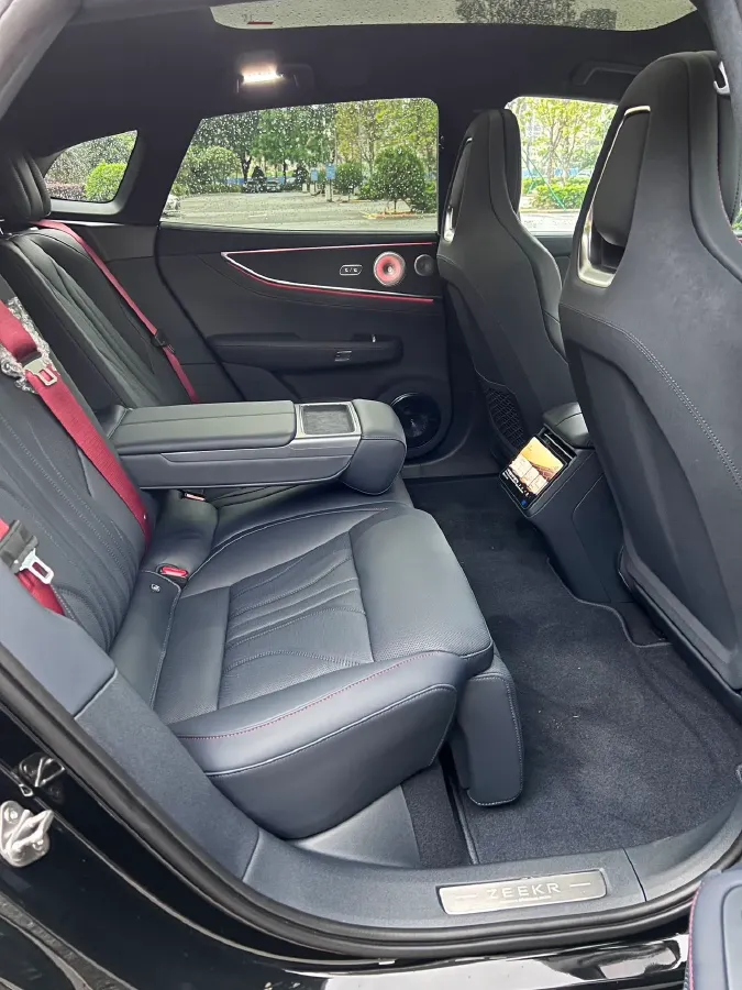 2026 Zeekr 001 BEV,autocango,china used car exporter,china ev exporter,chinese used car exporter,chinese used ev exporter