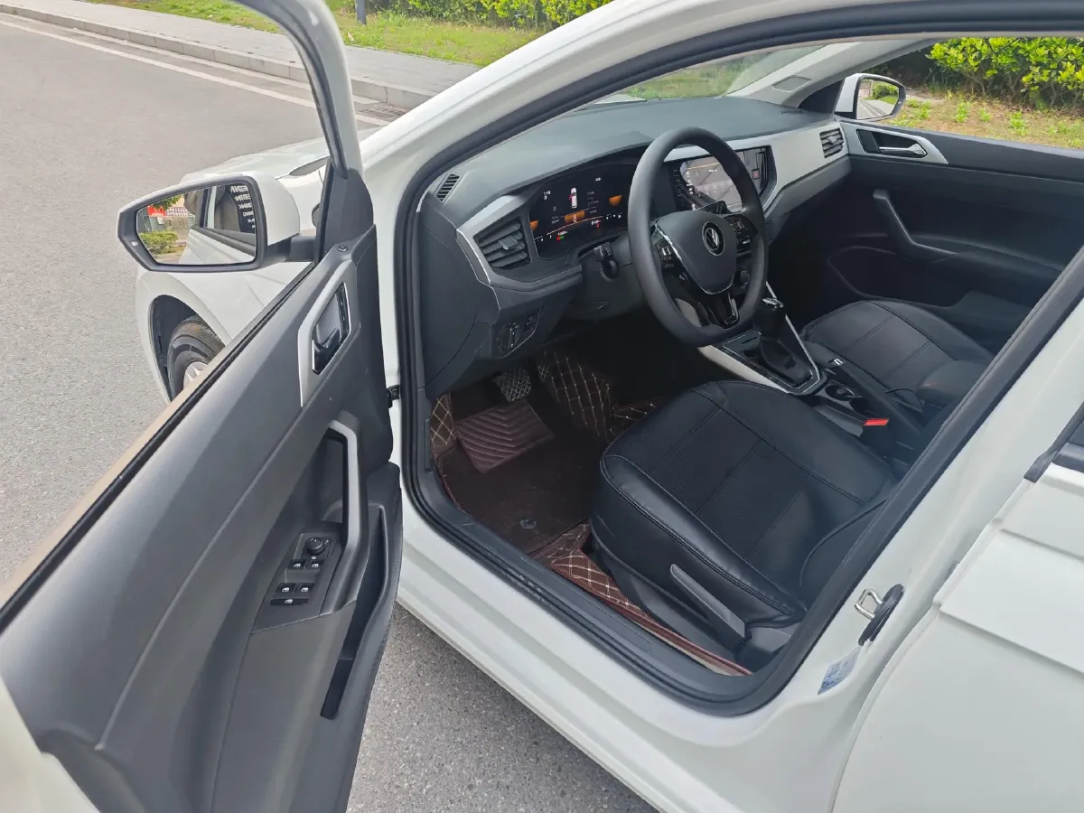 2023 Volkswagen Polo 1.5L 113HP L4 6AT,autocango,china used car exporter,china ev exporter,chinese used car exporter,chinese used ev exporter