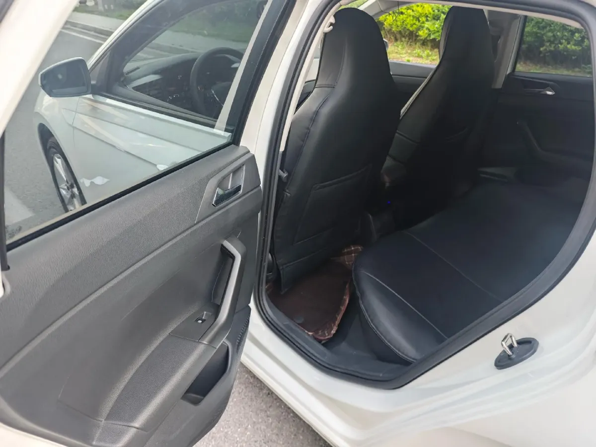 2023 Volkswagen Polo 1.5L 113HP L4 6AT,autocango,china used car exporter,china ev exporter,chinese used car exporter,chinese used ev exporter