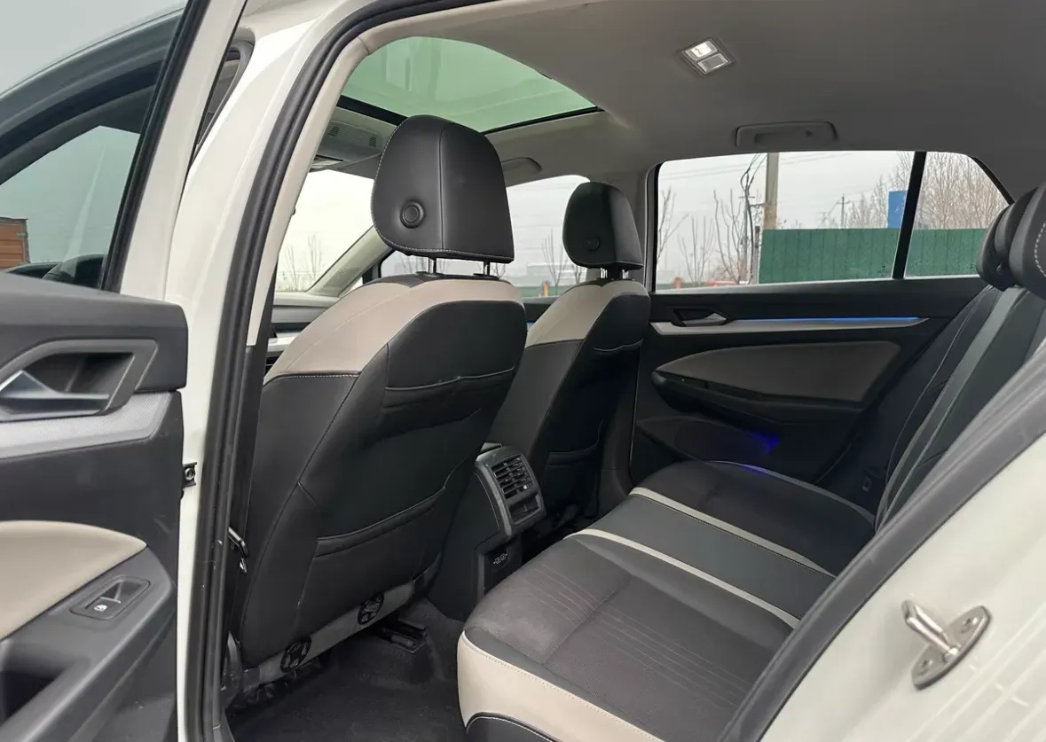 2021 Volkswagen Golf 1.4T 150HP L4 7DCT,autocango,china used car exporter,china ev exporter,chinese used car exporter,chinese used ev exporter