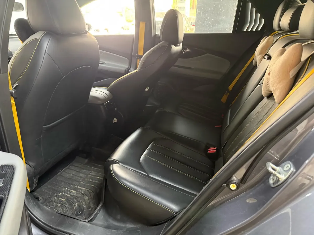 2021 GAC Trumpchi Empow 1.5T 177HP L4 7DCT,autocango,china used car exporter,china ev exporter,chinese used car exporter,chinese used ev exporter