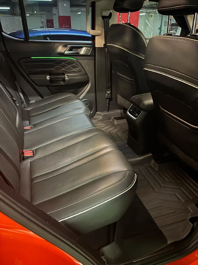 2021 Tank 300 2.0T 227HP L4 8AT,autocango,china used car exporter,china ev exporter,chinese used car exporter,chinese used ev exporter