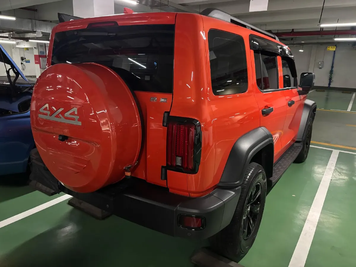 2021 Tank 300 2.0T 227HP L4 8AT,autocango,china used car exporter,china ev exporter,chinese used car exporter,chinese used ev exporter