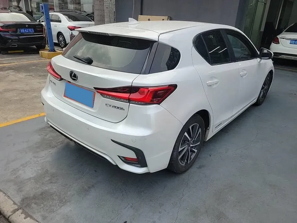 2017 Mercedes-Benz CLA Class 1.6T 156HP L4 7DCT,autocango,china used car exporter,china ev exporter,chinese used car exporter,chinese used ev exporter