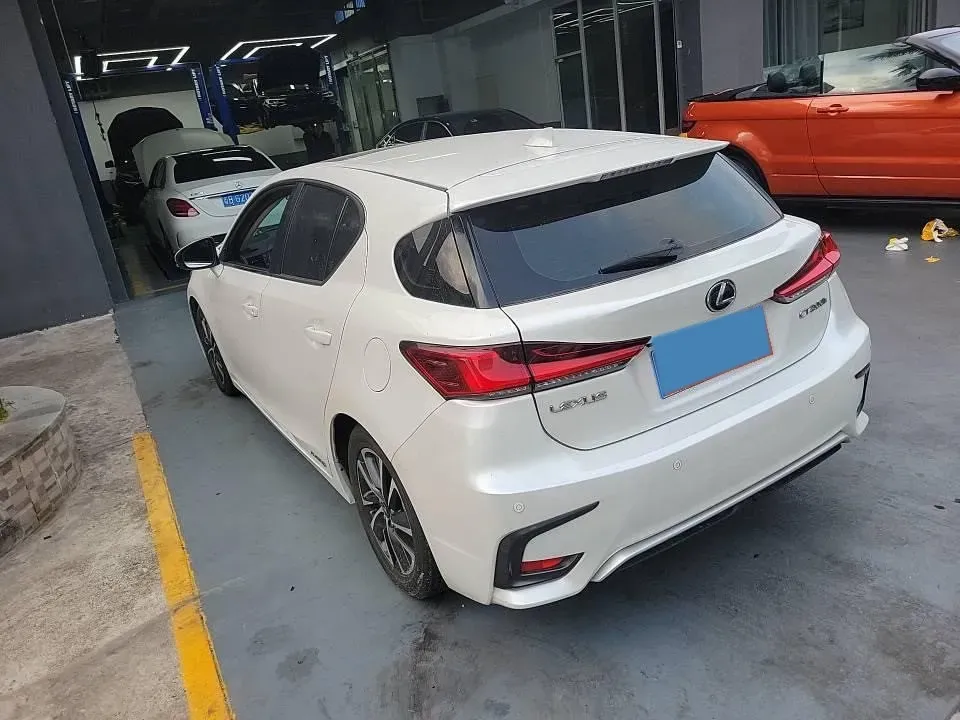 2017 Mercedes-Benz CLA Class 1.6T 156HP L4 7DCT,autocango,china used car exporter,china ev exporter,chinese used car exporter,chinese used ev exporter