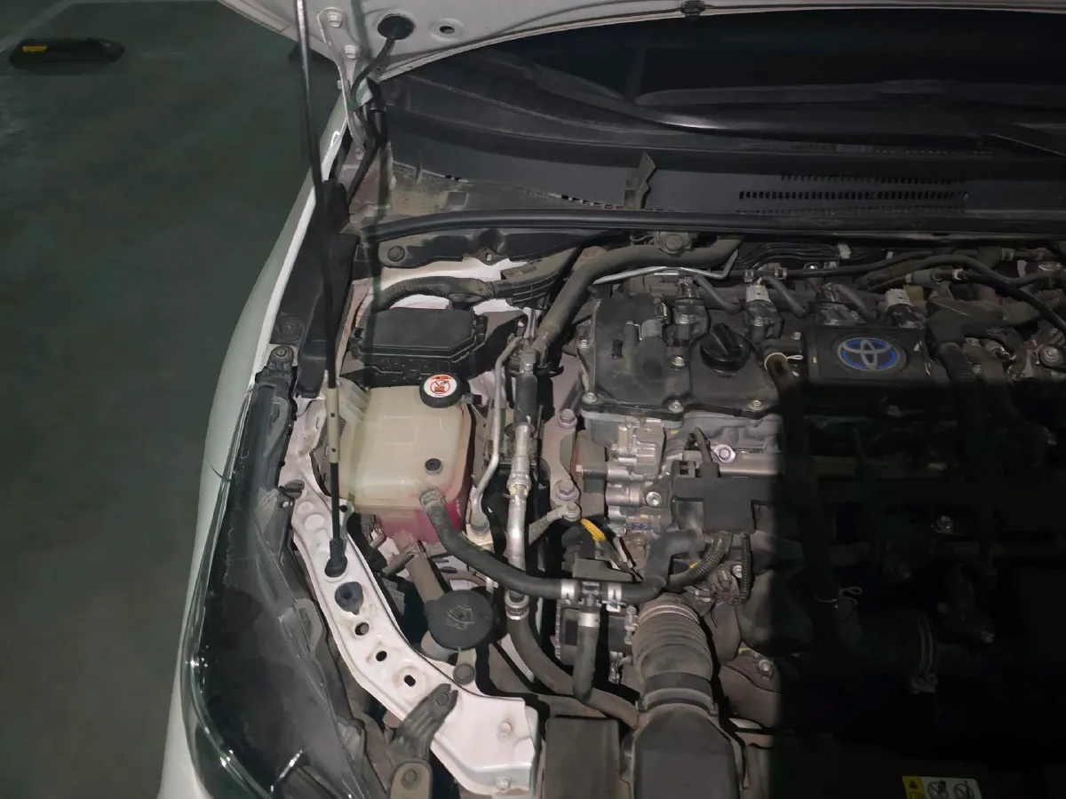 2021 Toyota Corolla 1.8L 98HP L4 E-CVT Hybrid,autocango,china used car exporter,china ev exporter,chinese used car exporter,chinese used ev exporter