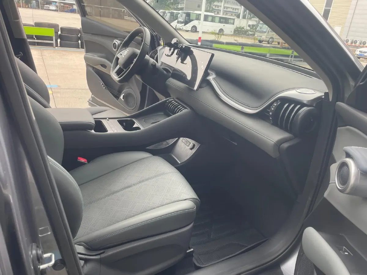 2025 BYD Yuan Plus BEV 60.48KWH,autocango,china used car exporter,china ev exporter,chinese used car exporter,chinese used ev exporter