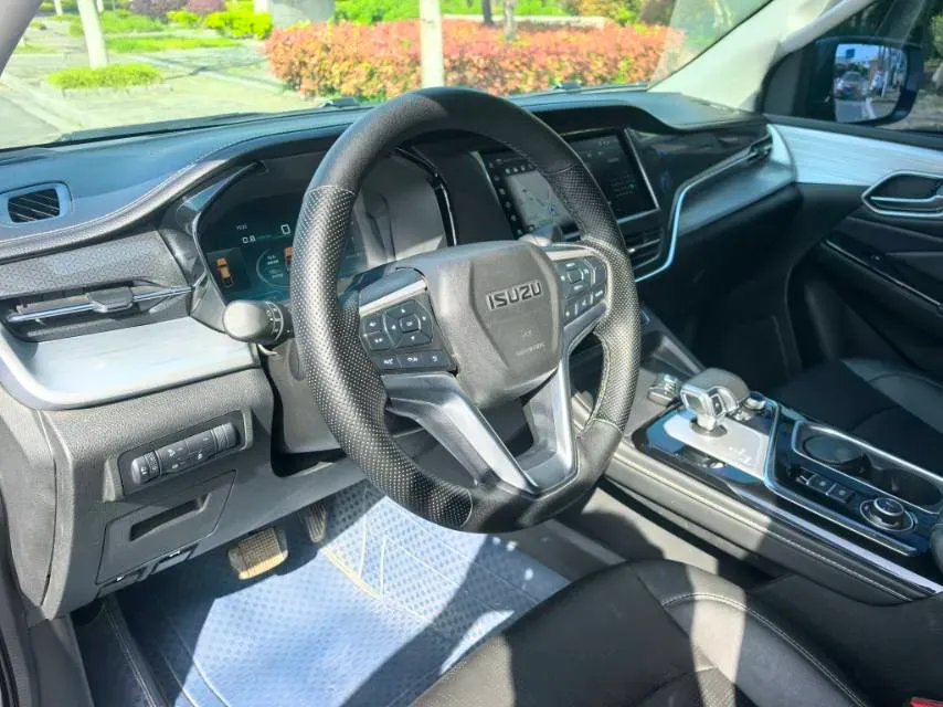 2023 Isuzu D-MAX 1.9T 177HP L4 8AT,autocango,china used car exporter,china ev exporter,chinese used car exporter,chinese used ev exporter
