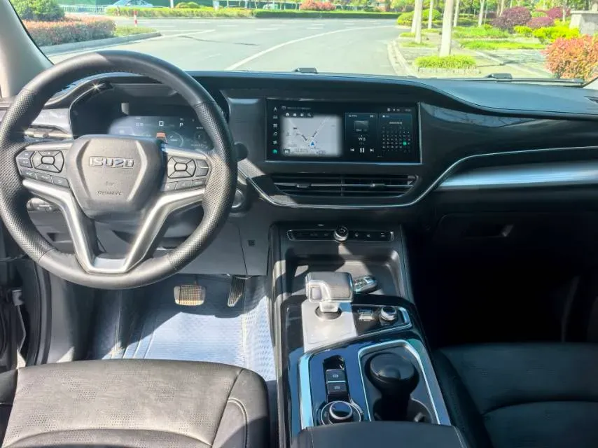 2023 Isuzu D-MAX 1.9T 177HP L4 8AT,autocango,china used car exporter,china ev exporter,chinese used car exporter,chinese used ev exporter