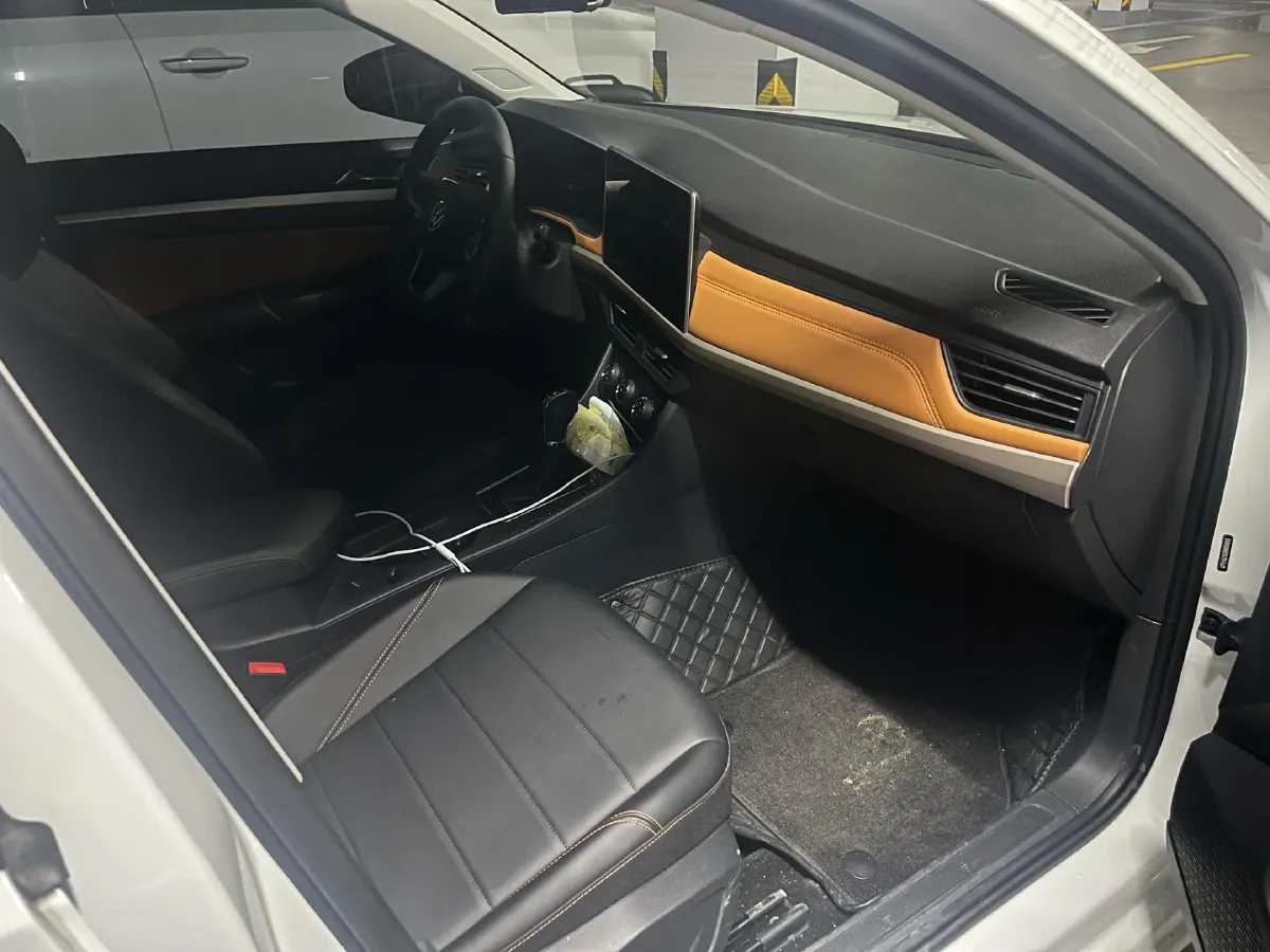 2025 Volkswagen Bora 1.2T 116HP L4 7DCT,autocango,china used car exporter,china ev exporter,chinese used car exporter,chinese used ev exporter