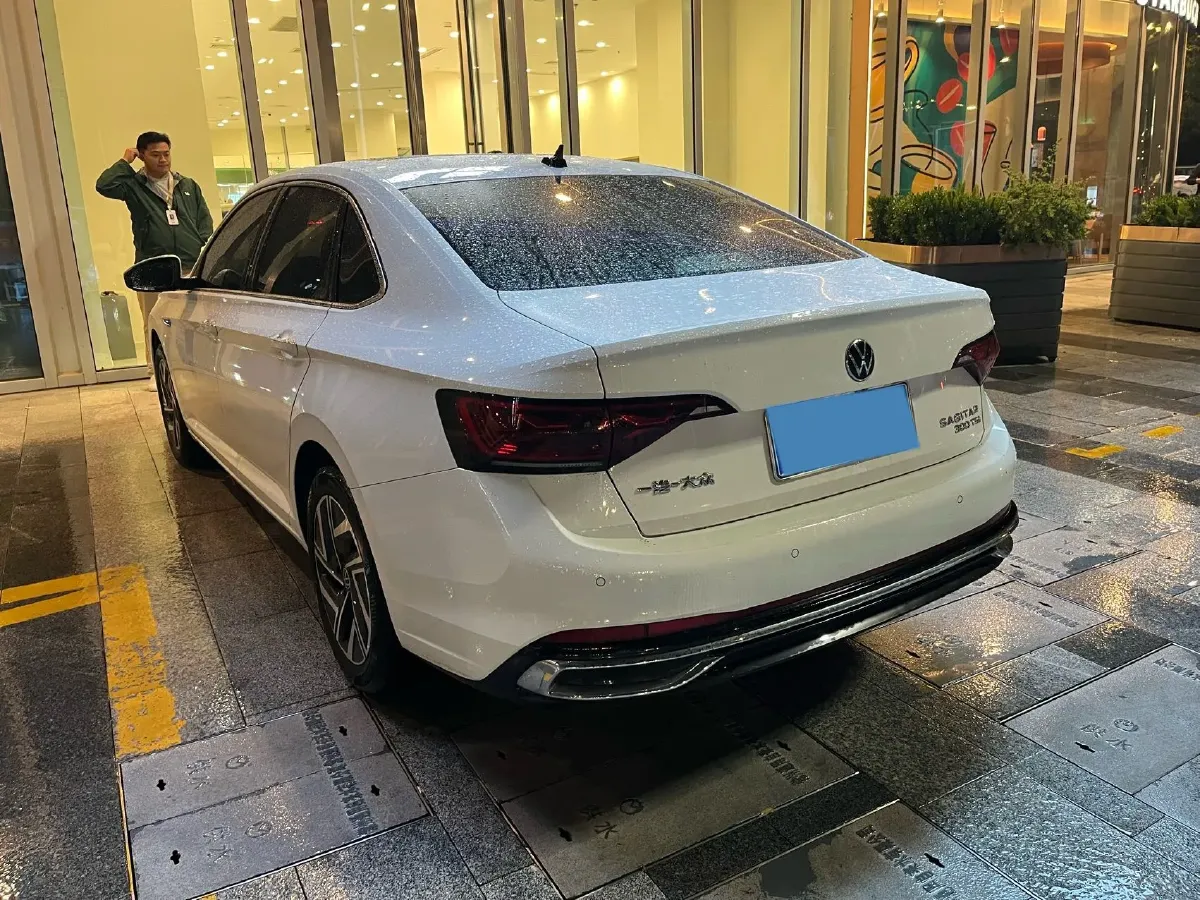 2023 Volkswagen Sagitar 1.5T 160HP L4 7DCT,autocango,china used car exporter,china ev exporter,chinese used car exporter,chinese used ev exporter
