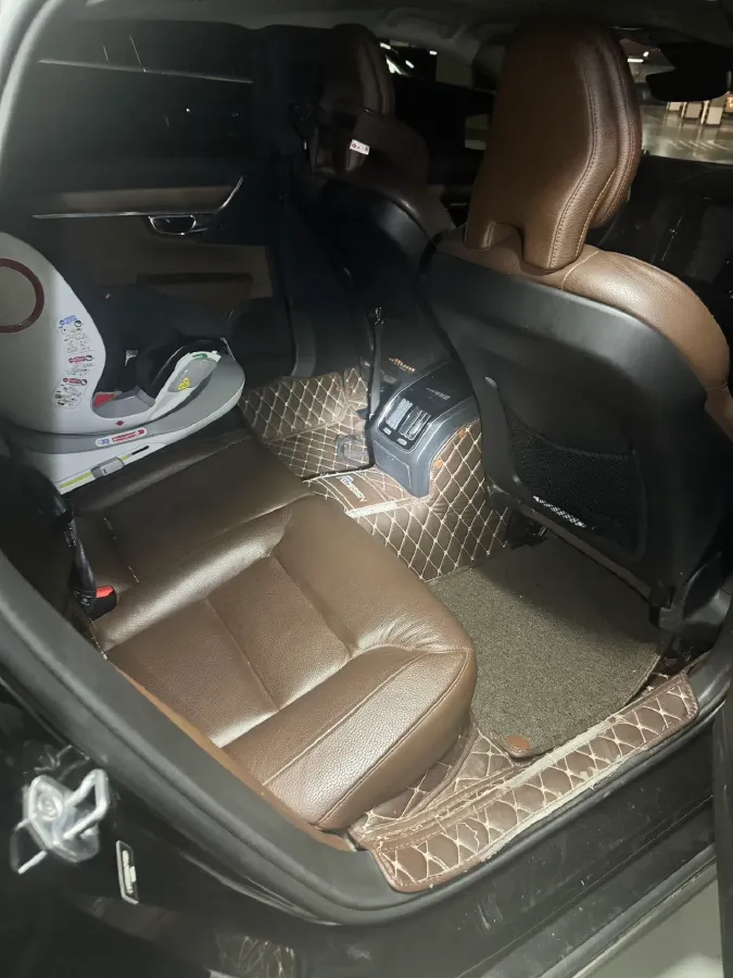 2019 Mercedes-Benz E Class 1.5T 184HP L4 9AT,autocango,china used car exporter,china ev exporter,chinese used car exporter,chinese used ev exporter