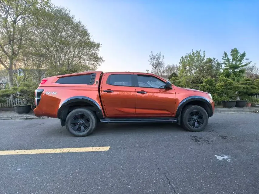 2023 Isuzu D-MAX 1.9T 177HP L4 8AT,autocango,china used car exporter,china ev exporter,chinese used car exporter,chinese used ev exporter