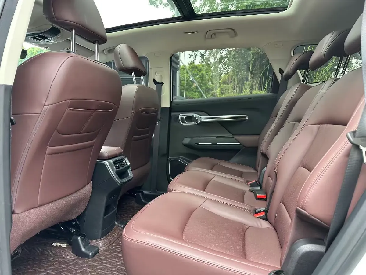 2022 Geely Okavango 1.8T 184HP L4 7DCT,autocango,china used car exporter,china ev exporter,chinese used car exporter,chinese used ev exporter