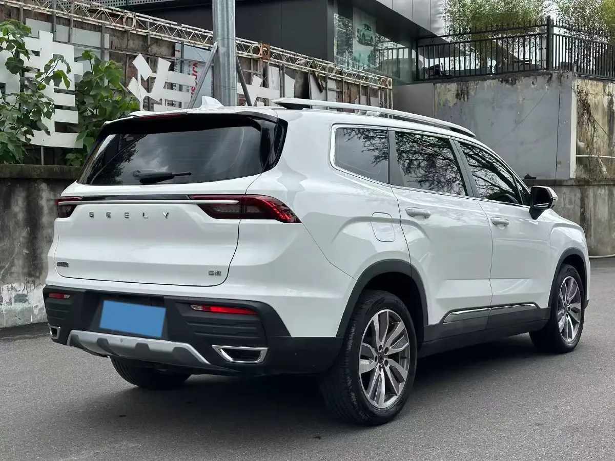 2022 Geely Okavango 1.8T 184HP L4 7DCT,autocango,china used car exporter,china ev exporter,chinese used car exporter,chinese used ev exporter