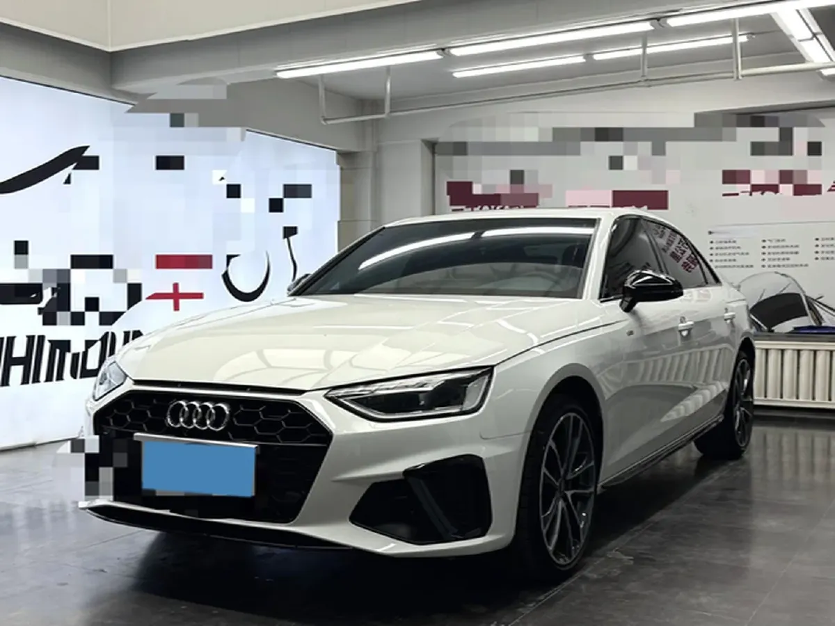 2024 Audi A4L 2.0T 190HP L4 7DCT,autocango,china used car exporter,china ev exporter,chinese used car exporter,chinese used ev exporter