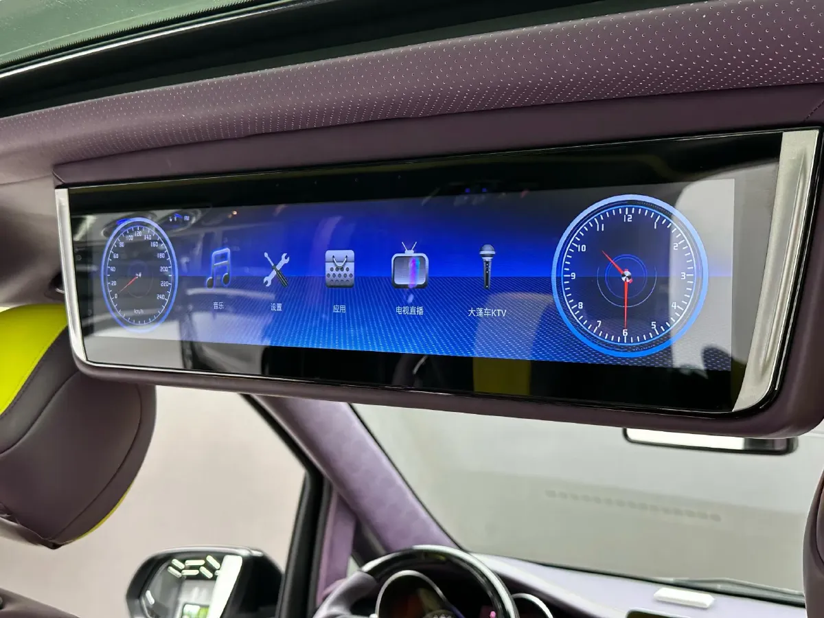 2021 Mercedes-Benz V Class 2.0T 211HP L4 9AT,autocango,china used car exporter,china ev exporter,chinese used car exporter,chinese used ev exporter