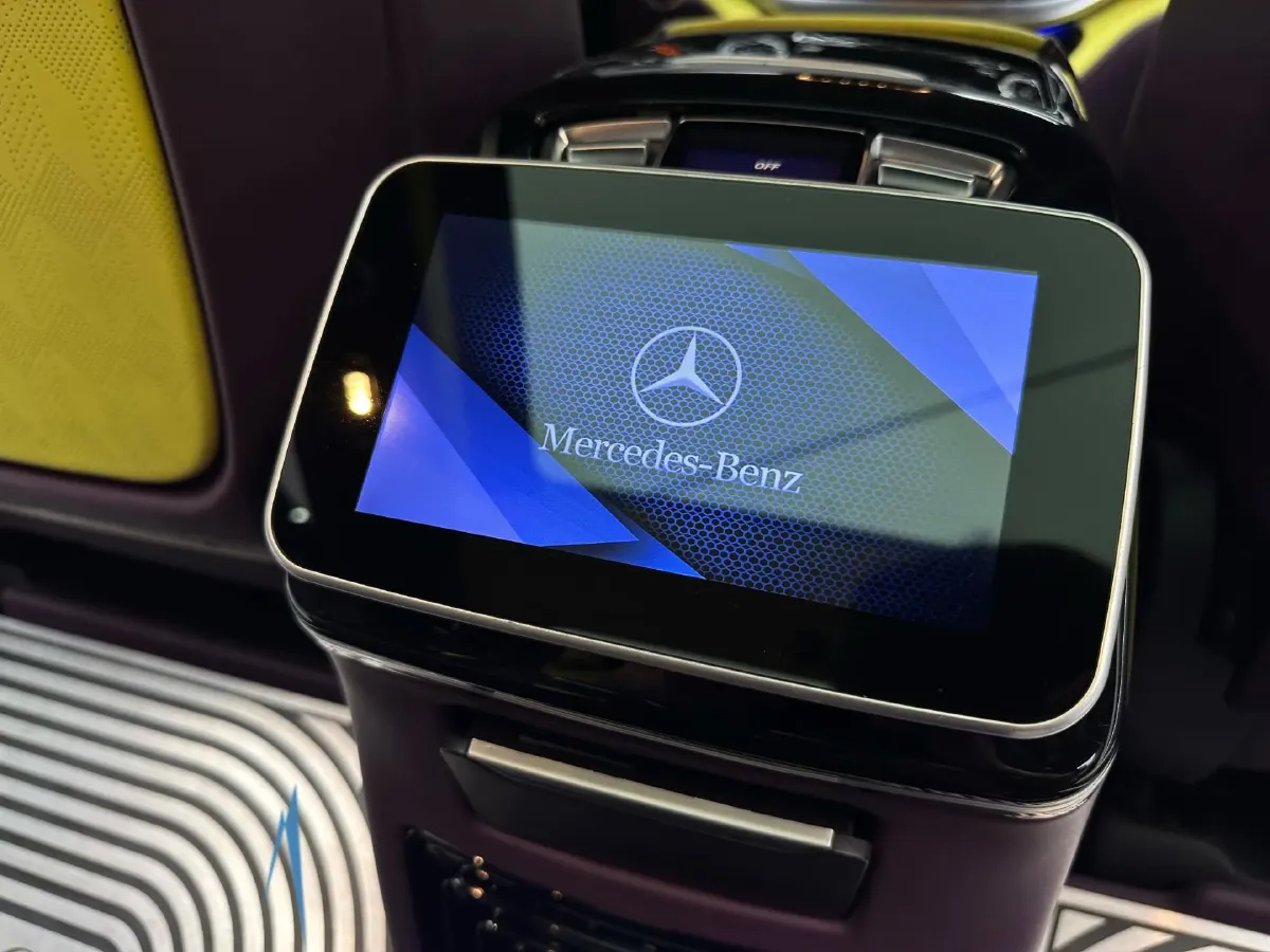 2021 Mercedes-Benz V Class 2.0T 211HP L4 9AT,autocango,china used car exporter,china ev exporter,chinese used car exporter,chinese used ev exporter