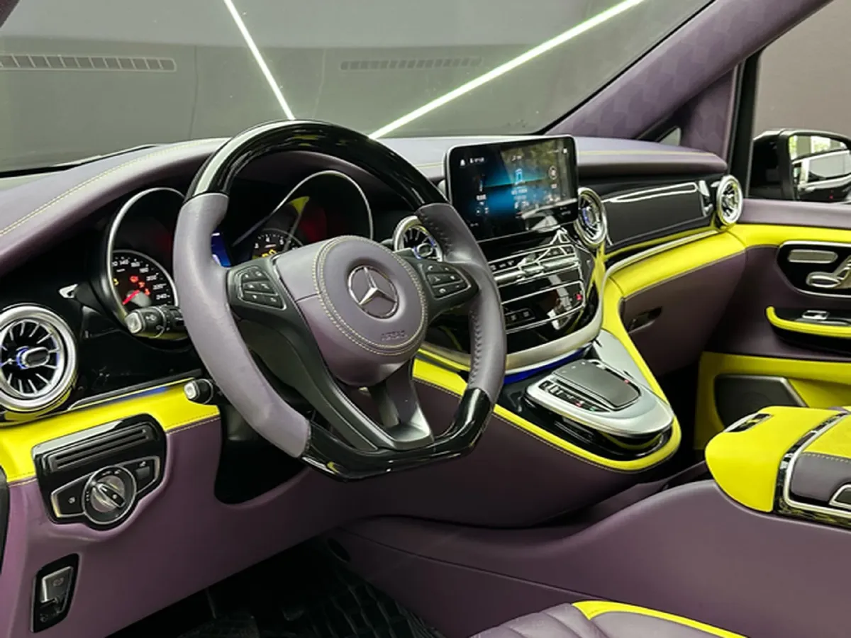 2021 Mercedes-Benz V Class 2.0T 211HP L4 9AT,autocango,china used car exporter,china ev exporter,chinese used car exporter,chinese used ev exporter