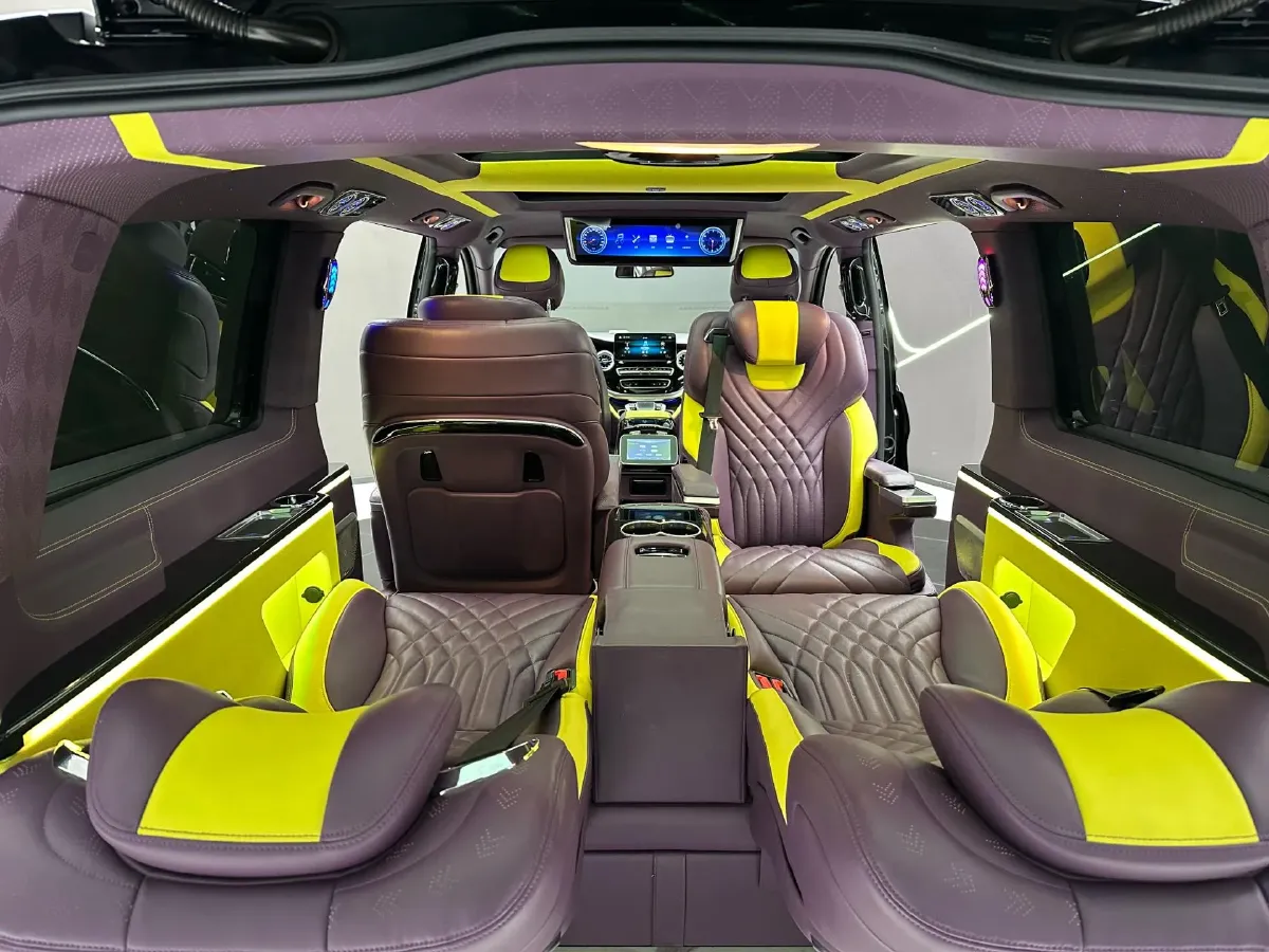 2021 Mercedes-Benz V Class 2.0T 211HP L4 9AT,autocango,china used car exporter,china ev exporter,chinese used car exporter,chinese used ev exporter