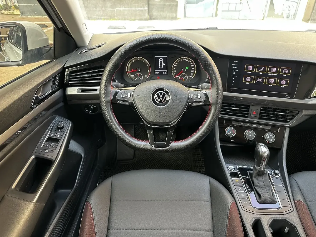 2021 Volkswagen Bora 1.4T 150HP L4 7DCT,autocango,china used car exporter,china ev exporter,chinese used car exporter,chinese used ev exporter