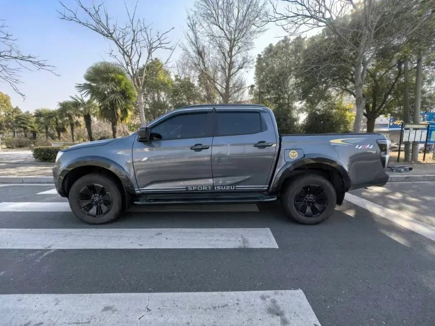 2023 Isuzu D-MAX 1.9T 177HP L4 8AT,autocango,china used car exporter,china ev exporter,chinese used car exporter,chinese used ev exporter