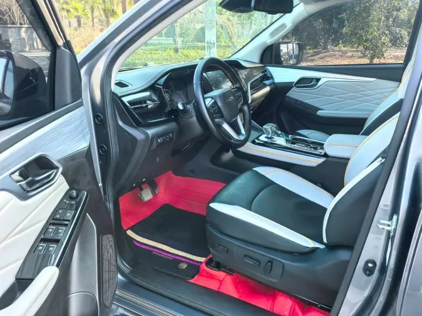 2023 Isuzu D-MAX 1.9T 177HP L4 8AT,autocango,china used car exporter,china ev exporter,chinese used car exporter,chinese used ev exporter