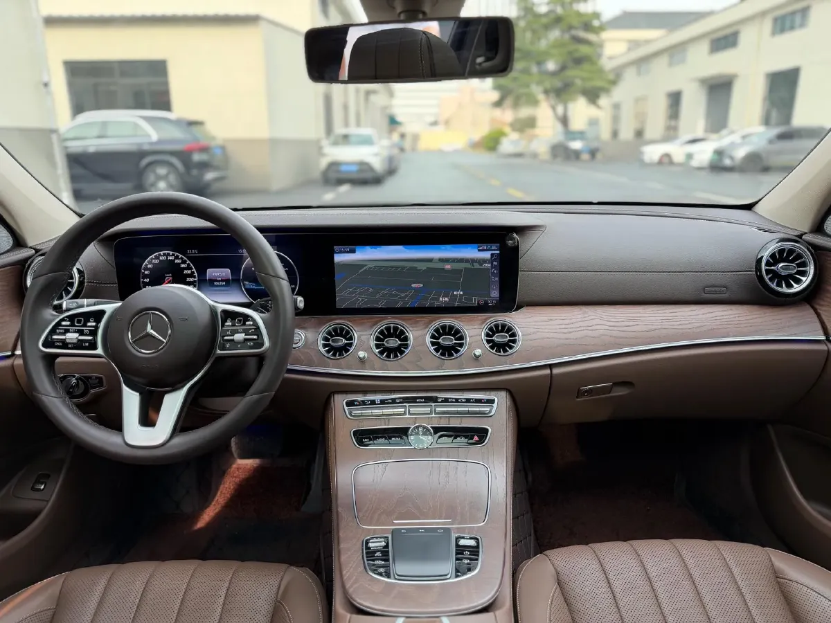 2020 Mercedes-Benz E Class 2.0T 258HP L4 9AT,autocango,china used car exporter,china ev exporter,chinese used car exporter,chinese used ev exporter