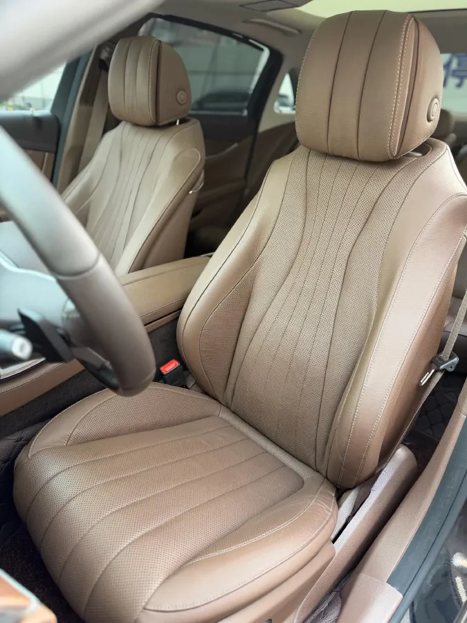 2020 Mercedes-Benz E Class 2.0T 258HP L4 9AT,autocango,china used car exporter,china ev exporter,chinese used car exporter,chinese used ev exporter