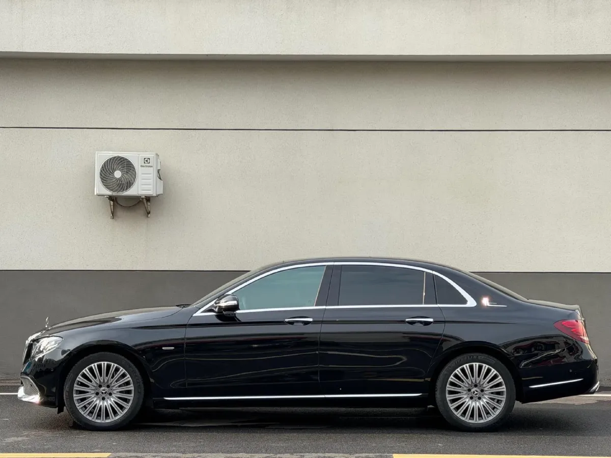 2020 Mercedes-Benz E Class 2.0T 258HP L4 9AT,autocango,china used car exporter,china ev exporter,chinese used car exporter,chinese used ev exporter