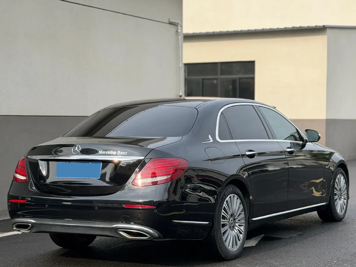 2020 Mercedes-Benz E Class 2.0T 258HP L4 9AT,autocango,china used car exporter,china ev exporter,chinese used car exporter,chinese used ev exporter