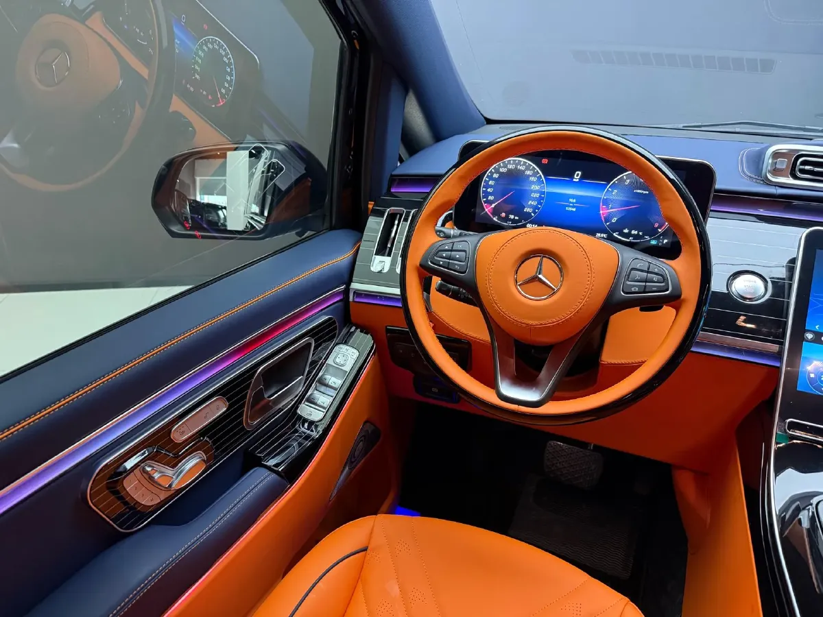 2023 Mercedes-Benz Vito 2.0T 211HP L4 9AT,autocango,china used car exporter,china ev exporter,chinese used car exporter,chinese used ev exporter