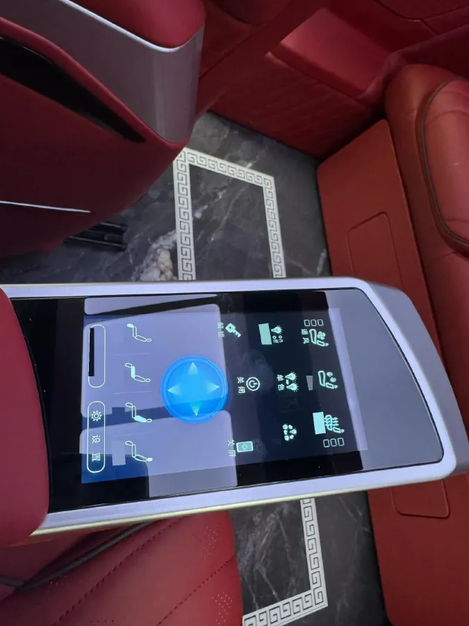 2023 Mercedes-Benz Vito 2.0T 211HP L4 9AT,autocango,china used car exporter,china ev exporter,chinese used car exporter,chinese used ev exporter