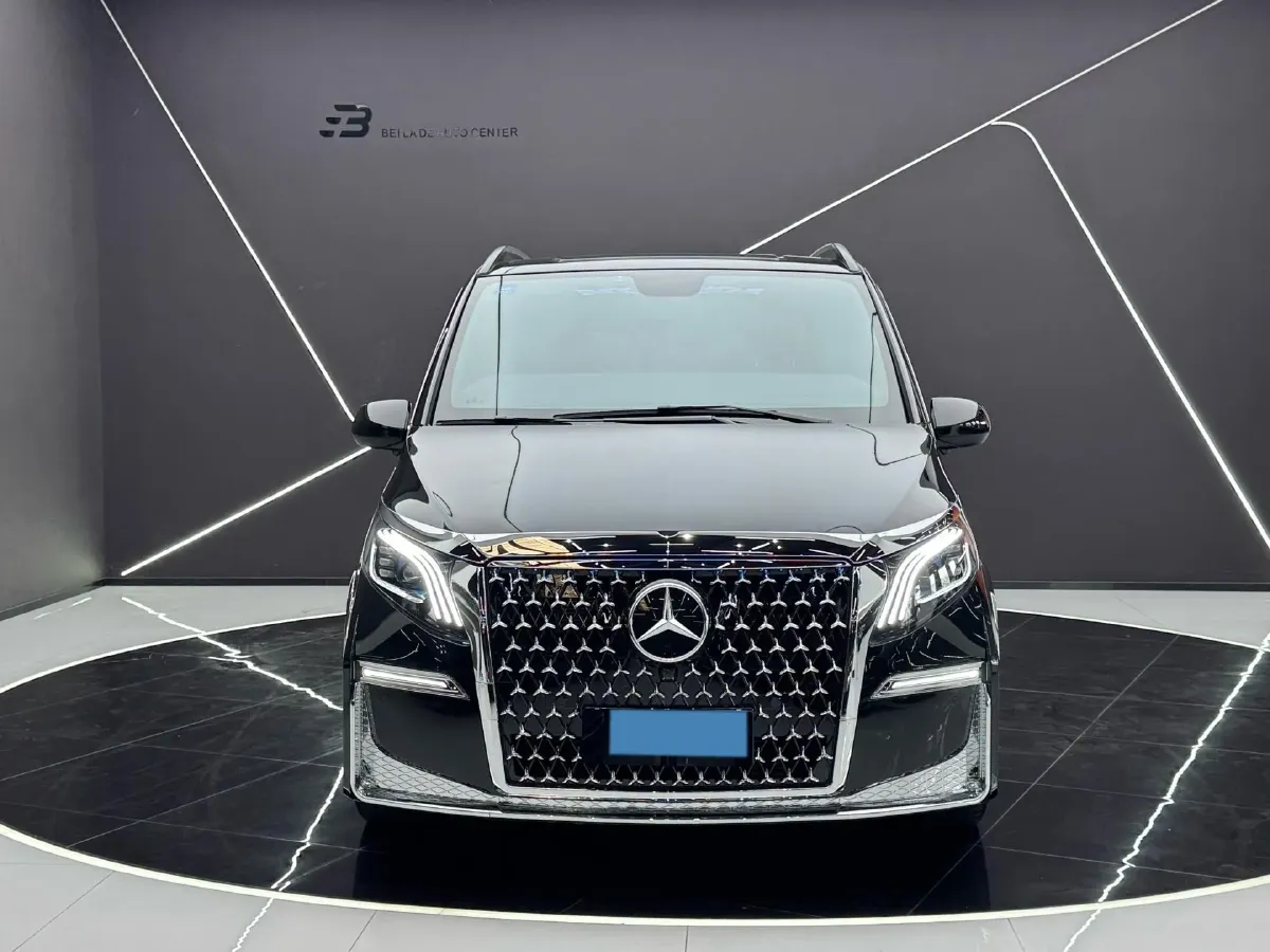 2023 Mercedes-Benz Vito 2.0T 211HP L4 9AT,autocango,china used car exporter,china ev exporter,chinese used car exporter,chinese used ev exporter