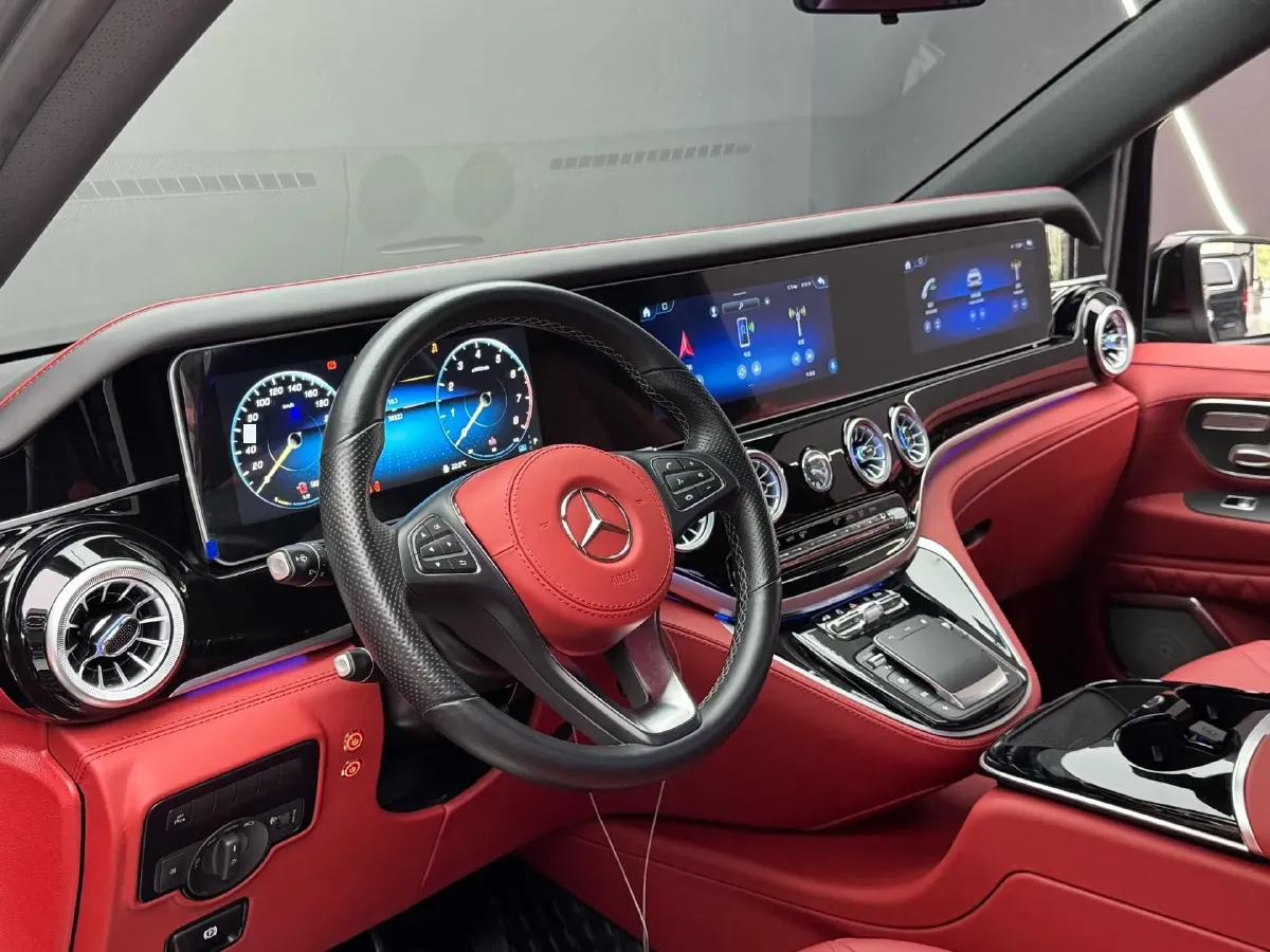 2023 Mercedes-Benz Vito 2.0T 211HP L4 9AT,autocango,china used car exporter,china ev exporter,chinese used car exporter,chinese used ev exporter