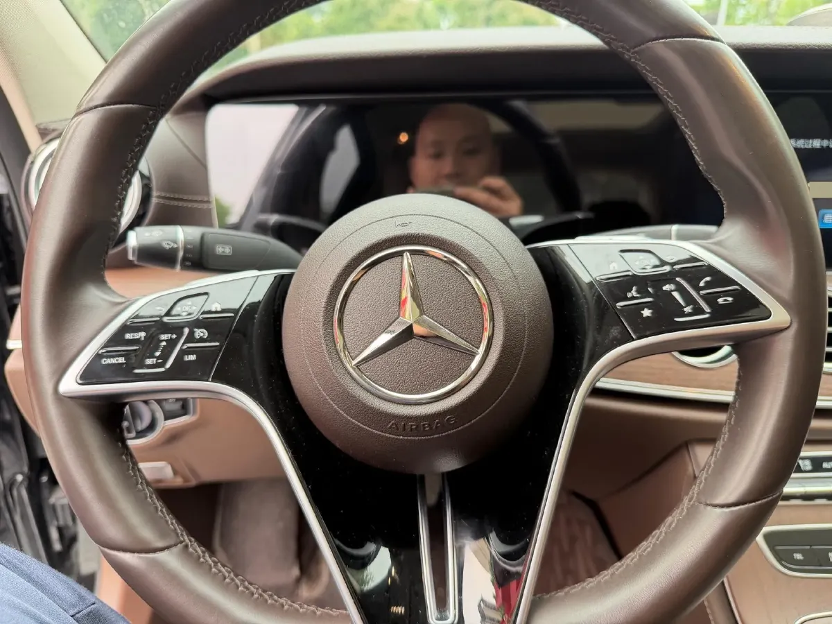 2022 Mercedes-Benz GLC Class 2.0T 258HP L4 9AT,autocango,china used car exporter,china ev exporter,chinese used car exporter,chinese used ev exporter