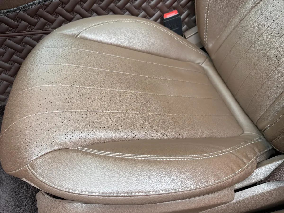 2022 Mercedes-Benz GLC Class 2.0T 258HP L4 9AT,autocango,china used car exporter,china ev exporter,chinese used car exporter,chinese used ev exporter