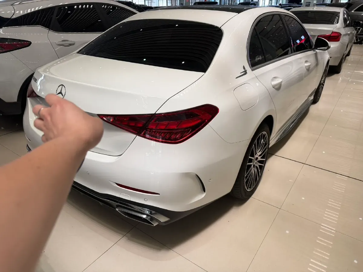 2023 Mercedes-Benz C Class 1.5T 204HP L4 9AT,autocango,china used car exporter,china ev exporter,chinese used car exporter,chinese used ev exporter