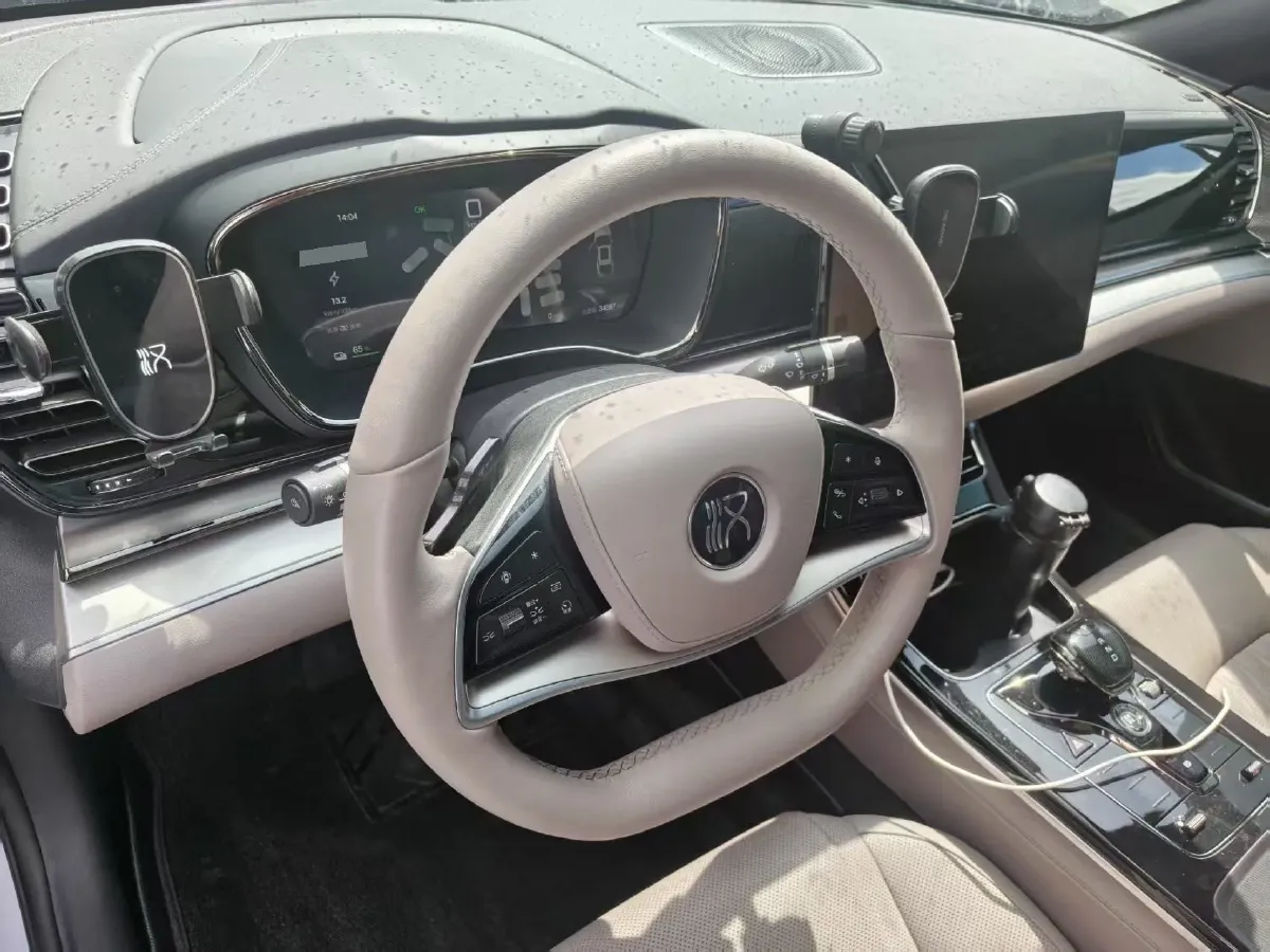 2025 BYD Han BEV 72KWH,autocango,china used car exporter,china ev exporter,chinese used car exporter,chinese used ev exporter