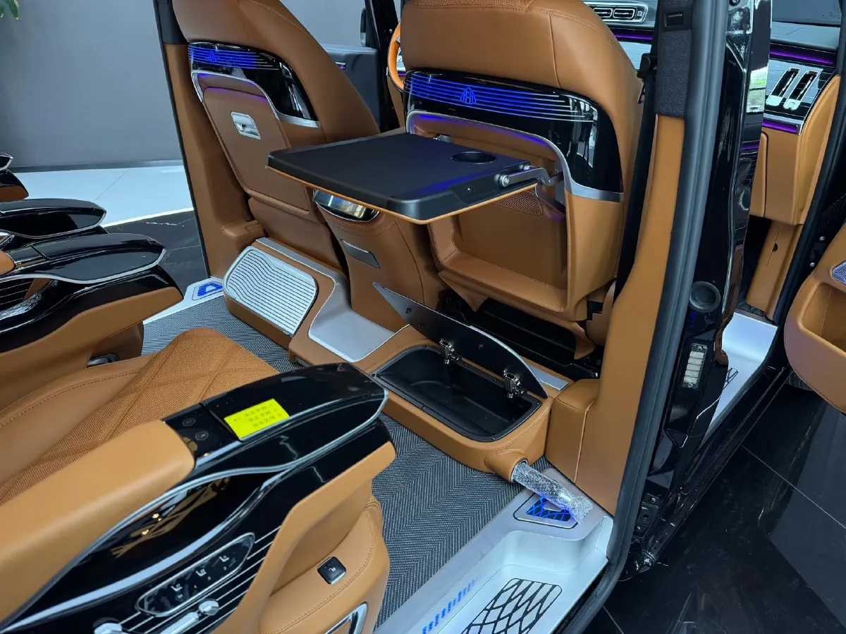 2021 Mercedes-Benz Vito 2.0T 211HP L4 9AT,autocango,china used car exporter,china ev exporter,chinese used car exporter,chinese used ev exporter