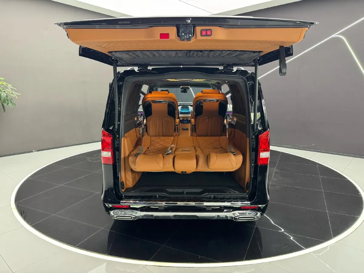 2021 Mercedes-Benz Vito 2.0T 211HP L4 9AT,autocango,china used car exporter,china ev exporter,chinese used car exporter,chinese used ev exporter