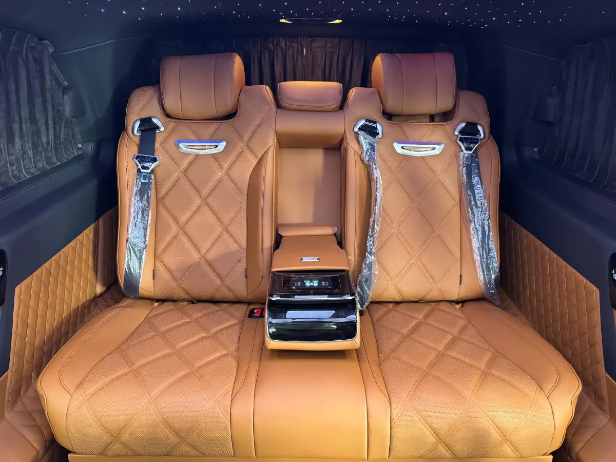 2021 Mercedes-Benz Vito 2.0T 211HP L4 9AT,autocango,china used car exporter,china ev exporter,chinese used car exporter,chinese used ev exporter