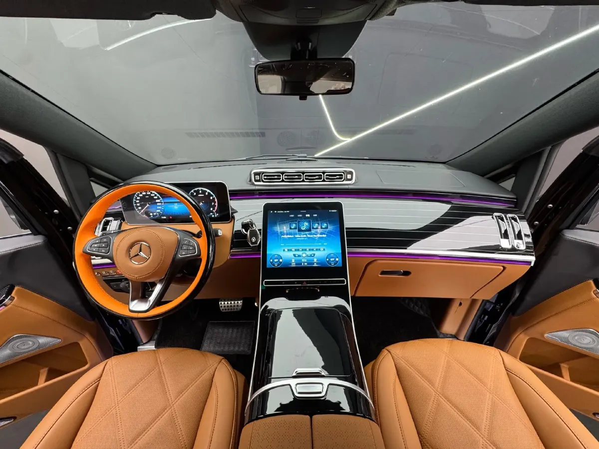 2021 Mercedes-Benz Vito 2.0T 211HP L4 9AT,autocango,china used car exporter,china ev exporter,chinese used car exporter,chinese used ev exporter