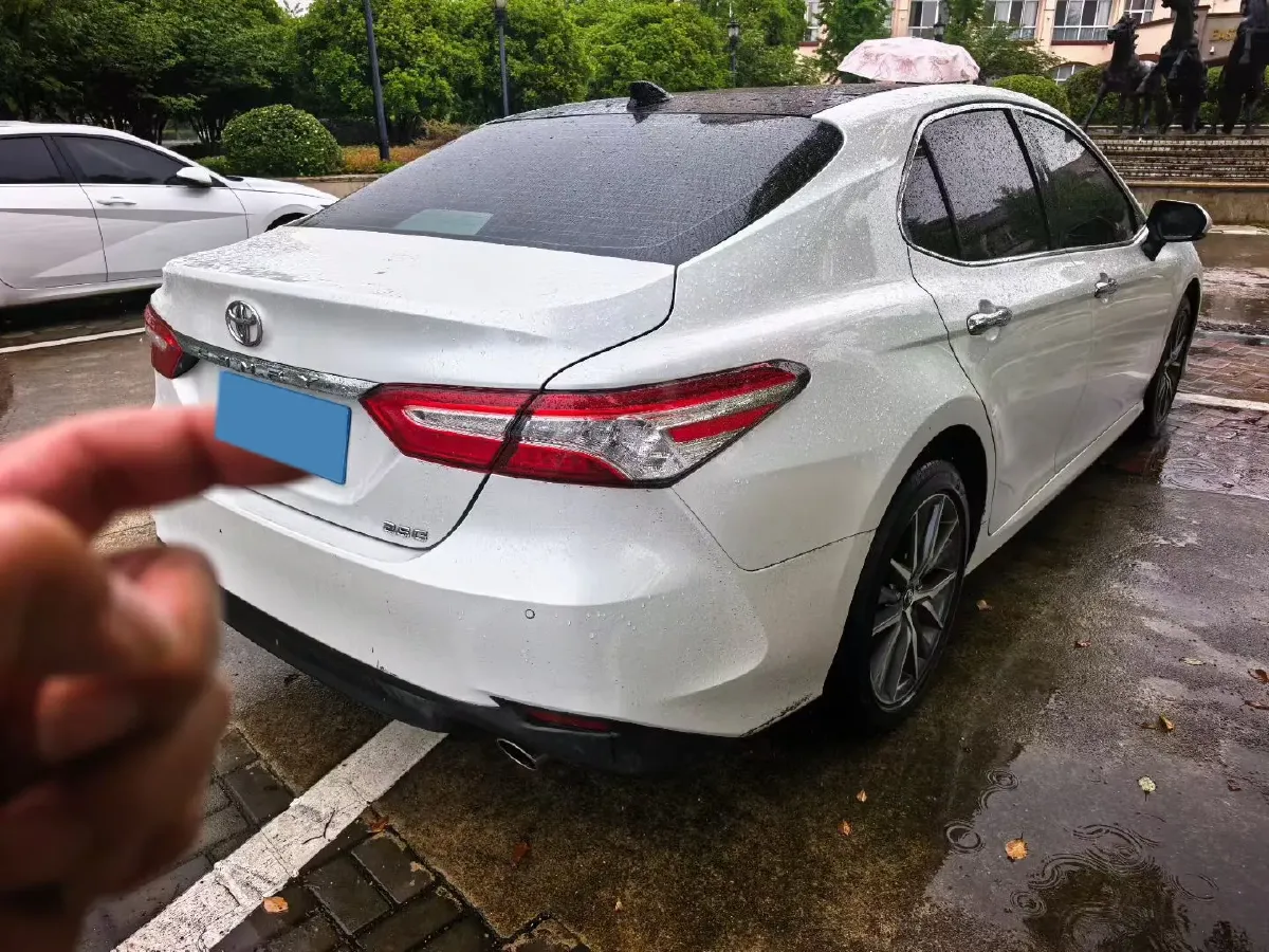 2021 Toyota Camry 2.5L 209HP L4 8AT,autocango,china used car exporter,china ev exporter,chinese used car exporter,chinese used ev exporter