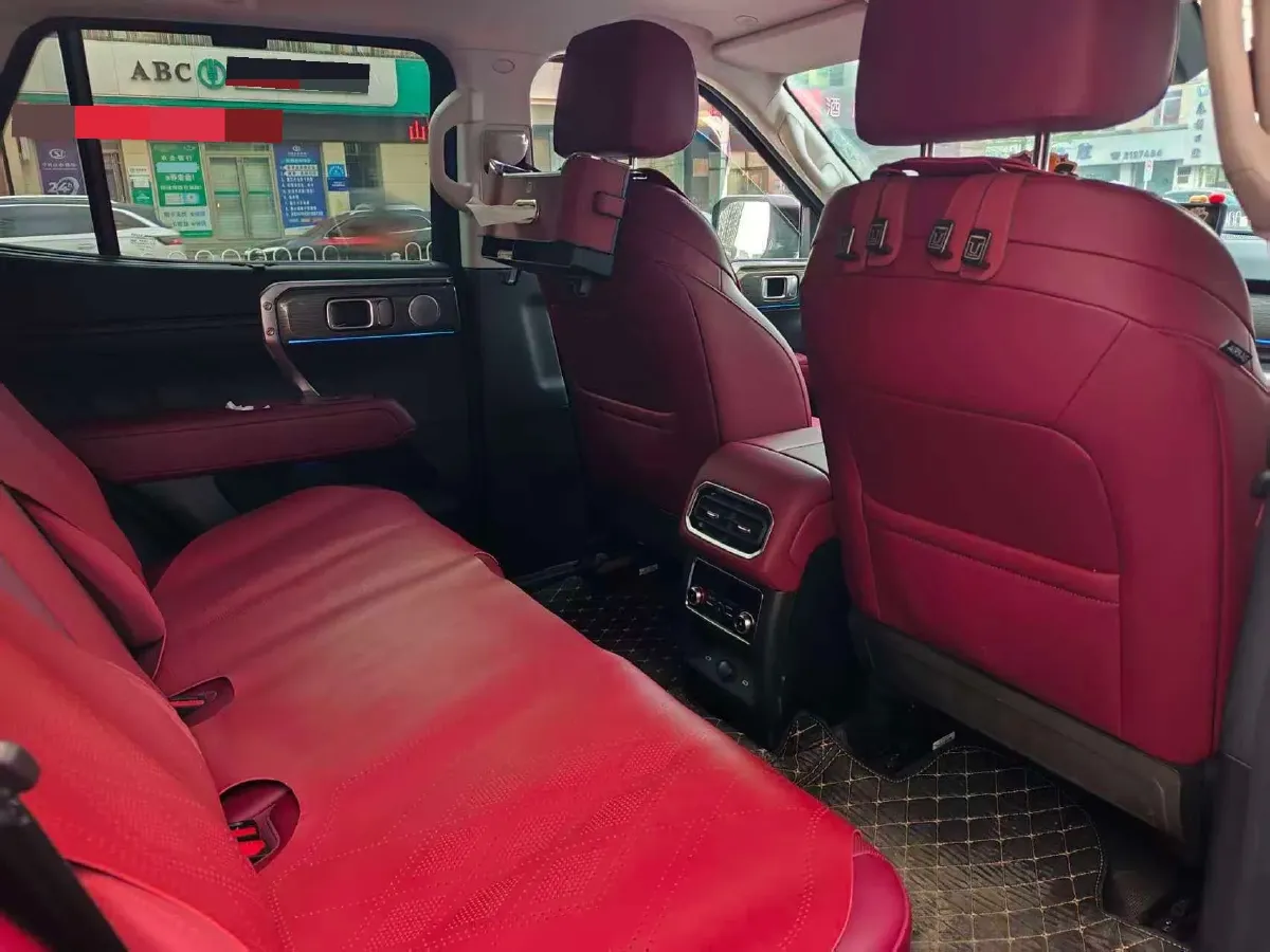 2026 Tank 400 2.0T 252HP L4 9AT PHEV,autocango,china used car exporter,china ev exporter,chinese used car exporter,chinese used ev exporter