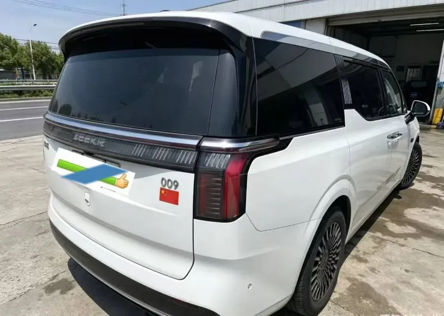 2022 Zeekr 009 BEV 140KWH,autocango,china used car exporter,china ev exporter,chinese used car exporter,chinese used ev exporter