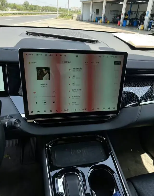 2022 Zeekr 009 BEV 140KWH,autocango,china used car exporter,china ev exporter,chinese used car exporter,chinese used ev exporter