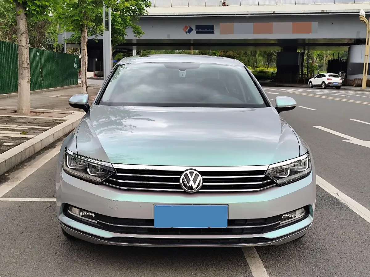 2018 Volkswagen Magotan 1.8T 180HP L4 7DCT,autocango,china used car exporter,china ev exporter,chinese used car exporter,chinese used ev exporter