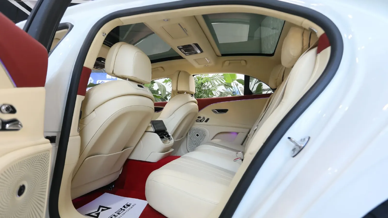 2021 Bentley Flying Spur 4.0T 550HP V8 8DCT,autocango,china used car exporter,china ev exporter,chinese used car exporter,chinese used ev exporter